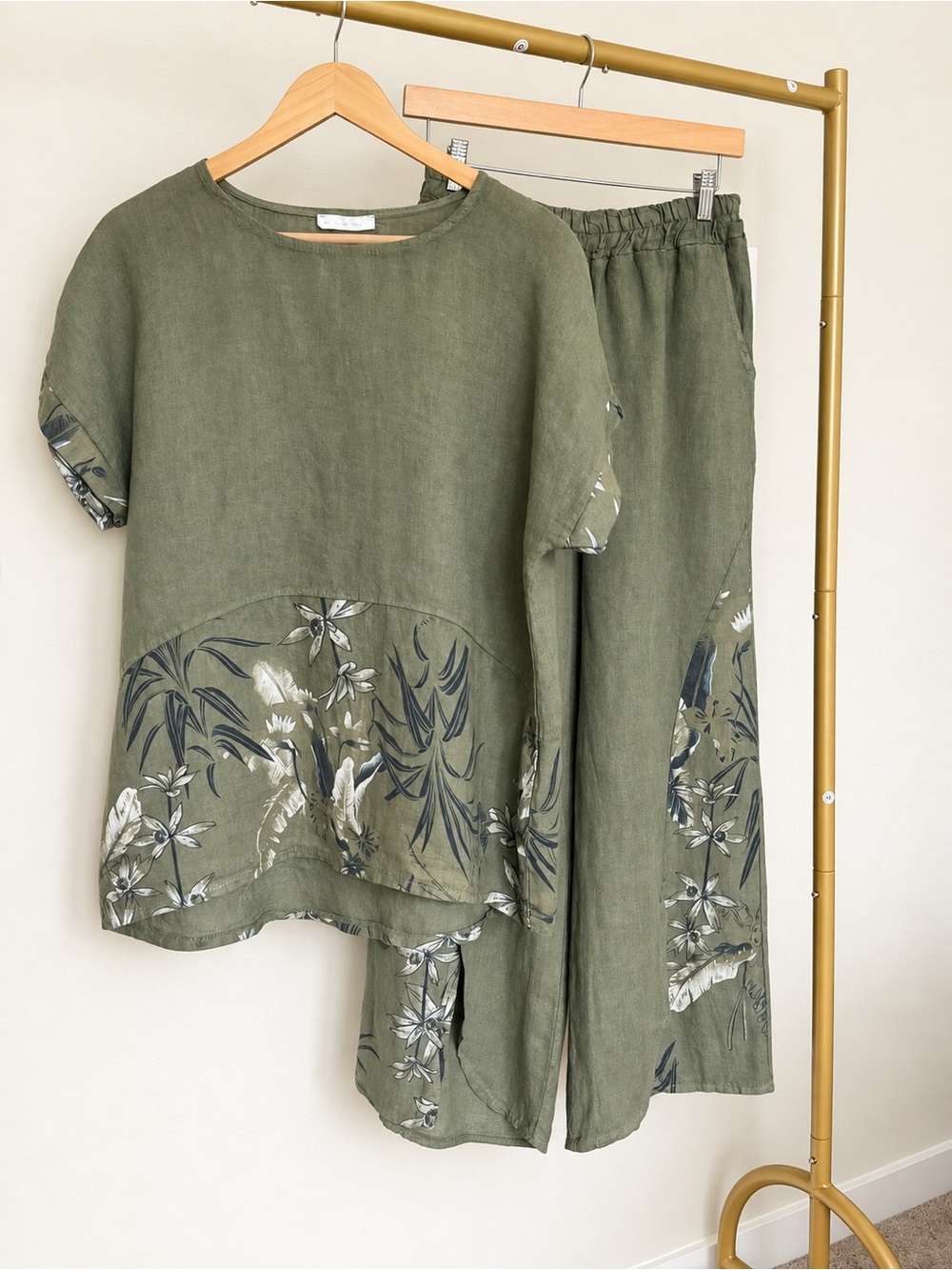 IT032 🇮🇹 Made in Italy 100% Linen Olive Botanical Print Two-Piece Set